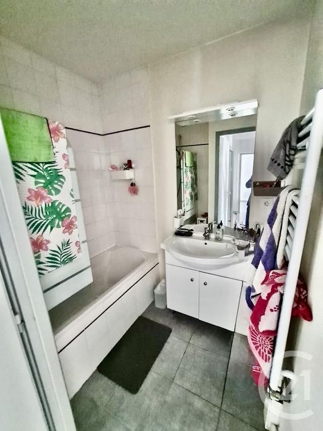 Appartement T3 &agrave; vendre - 3 pi&egrave;ces - 54 m2 - Besancon - 25 - FRANCHE-COMTE