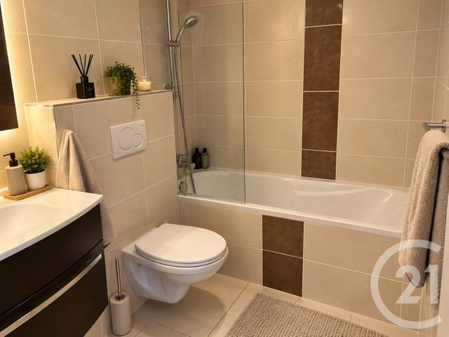 Appartement F5 &agrave; vendre - 5 pi&egrave;ces - 76 m2 - Roche Lez Beaupre - 25 - FRANCHE-COMTE