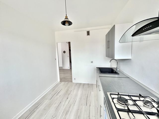 Appartement F3 à vendre - 3 pièces - 57 m2 - Besancon - 25 - FRANCHE-COMTE