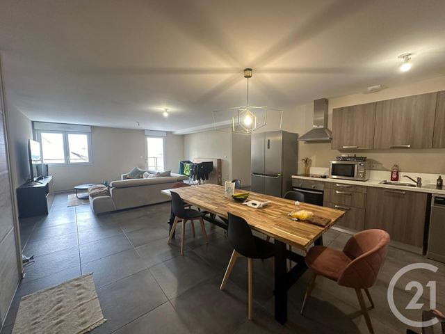 Appartement T3 &agrave; louer - 3 pi&egrave;ces - 95 m2 - Mamirolle - 25 - FRANCHE-COMTE