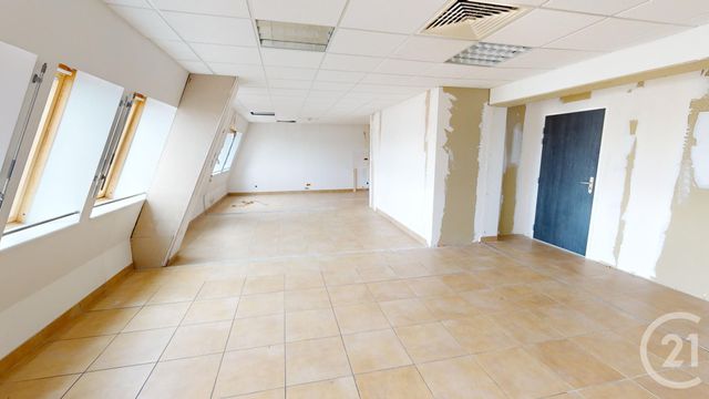 Bureaux à louer - 135.0 m2 - 25 - Doubs