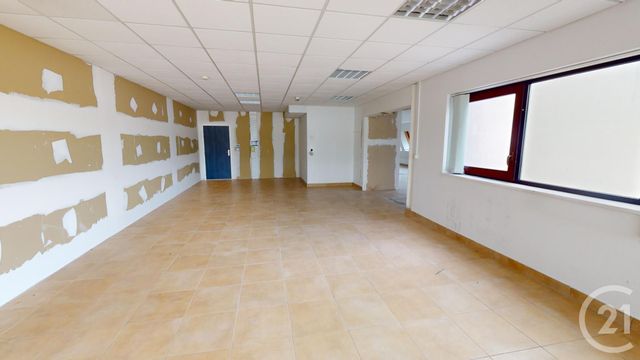 Bureaux à louer - 135.0 m2 - 25 - Doubs