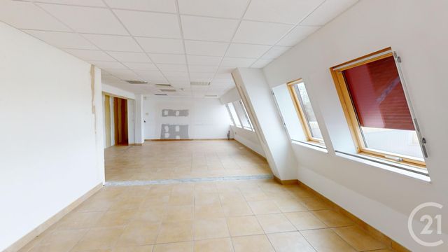 Bureaux à louer - 135.0 m2 - 25 - Doubs
