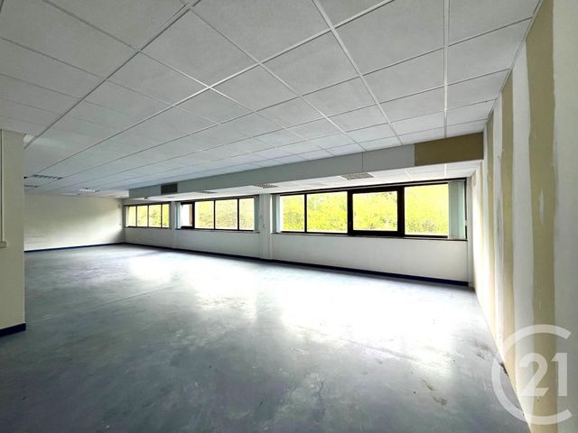 Bureaux à louer - 127.0 m2 - 25 - Doubs