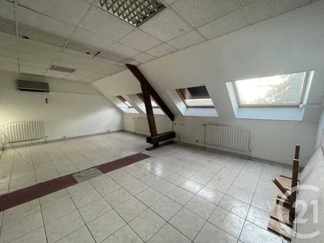 Appartement F2 à vendre - 4 pièces - 94 m2 - Besancon - 25 - FRANCHE-COMTE