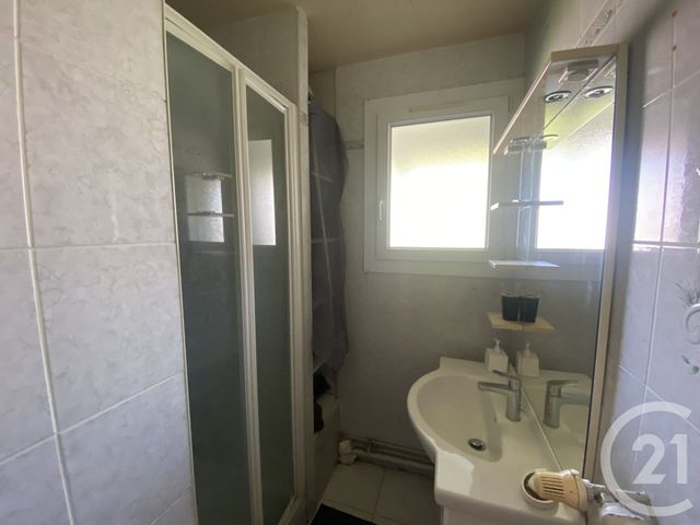 Appartement T4 à vendre - 4 pièces - 69 m2 - Besancon - 25 - FRANCHE-COMTE