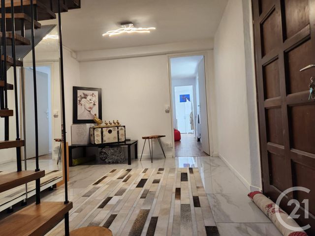 Maison à louer - 5 pièces - 162 m2 - Besancon - 25 - FRANCHE-COMTE