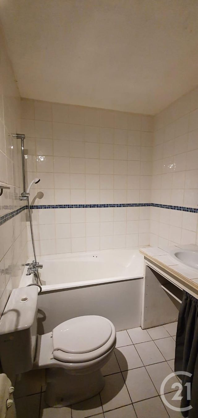 Appartement F2 à louer - 2 pièces - 42 m2 - Besancon - 25 - FRANCHE-COMTE