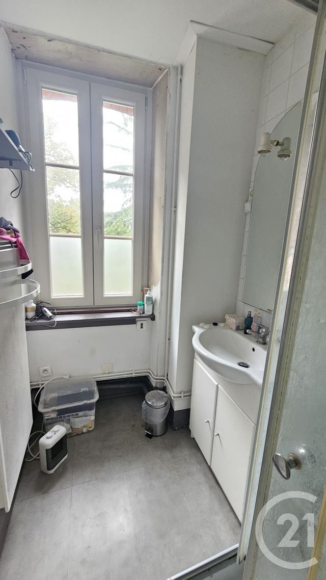 Appartement F3 à louer - 3 pièces - 63 m2 - Besancon - 25 - FRANCHE-COMTE