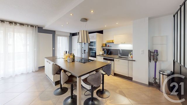 Appartement F4 &agrave; vendre - 4 pi&egrave;ces - 100 m2 - Besancon - 25 - FRANCHE-COMTE