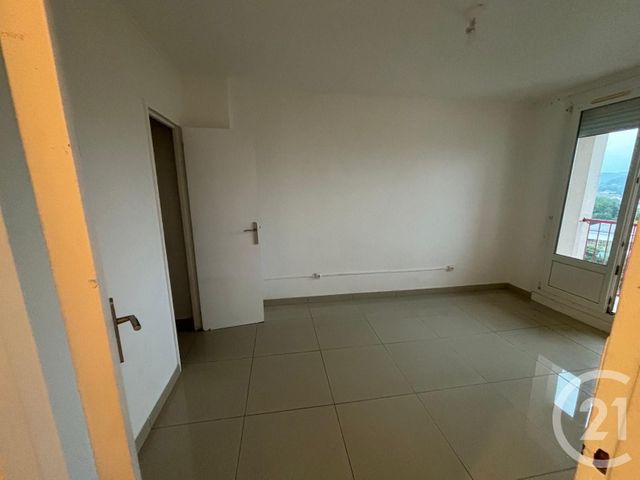 Appartement T4 à vendre - 4 pièces - 68 m2 - Besancon - 25 - FRANCHE-COMTE