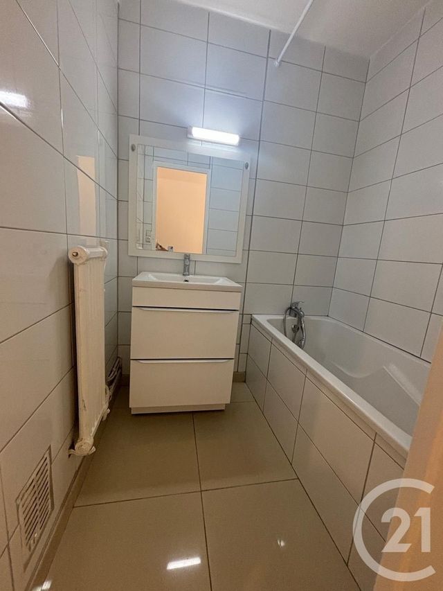 Appartement T4 à vendre - 4 pièces - 68 m2 - Besancon - 25 - FRANCHE-COMTE