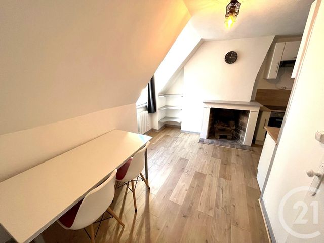 Appartement Duplex à louer - 2 pièces - 30,66 m2 - Besancon - 25 - FRANCHE-COMTE