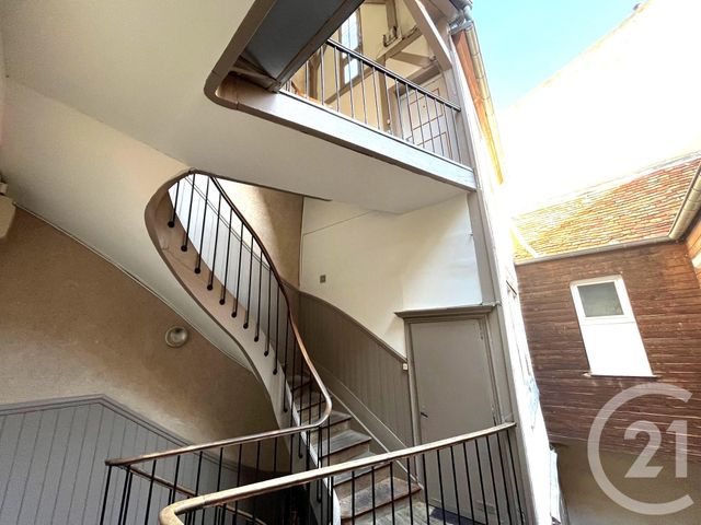 Appartement Duplex à louer - 2 pièces - 30,66 m2 - Besancon - 25 - FRANCHE-COMTE