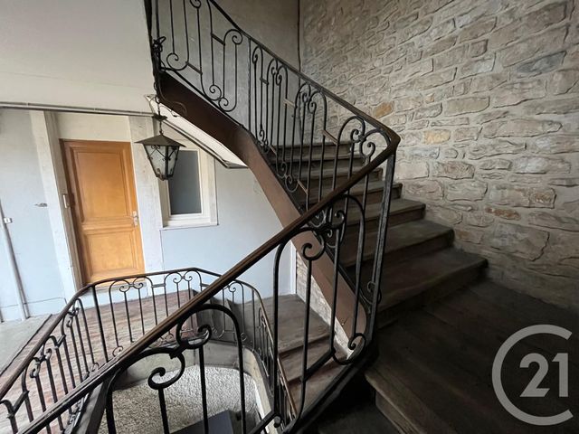 Appartement T3 à louer - 3 pièces - 80 m2 - Besancon - 25 - FRANCHE-COMTE