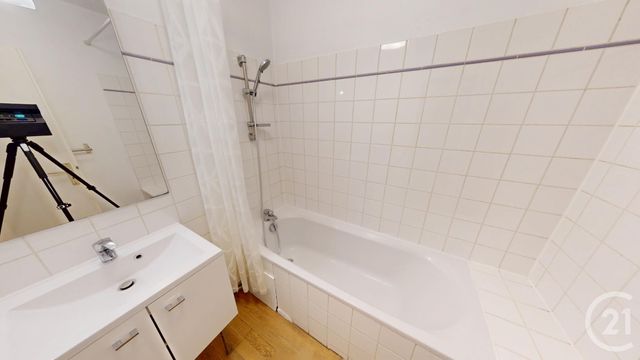 Appartement T3 &agrave; louer - 3 pi&egrave;ces - 80 m2 - Besancon - 25 - FRANCHE-COMTE