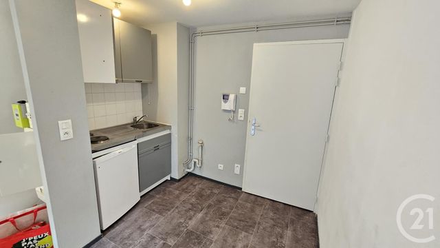 Appartement F3 à louer - 3 pièces - 38,93 m2 - Besancon - 25 - FRANCHE-COMTE