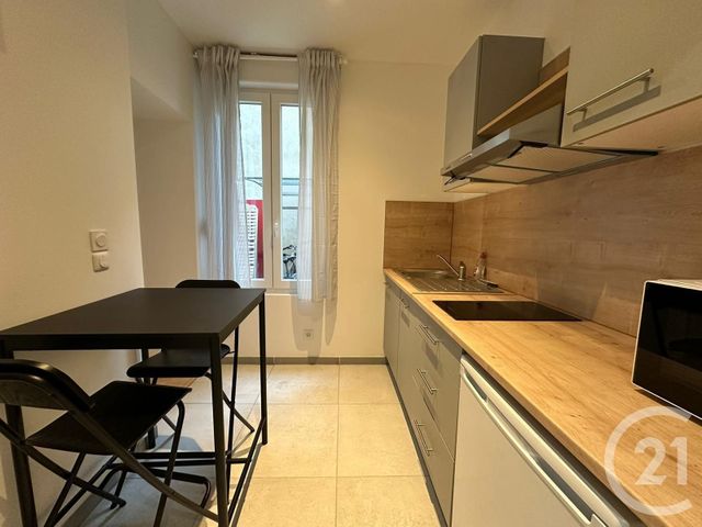 Appartement T1 &agrave; louer - 1 pi&egrave;ce - 25 m2 - Besancon - 25 - FRANCHE-COMTE