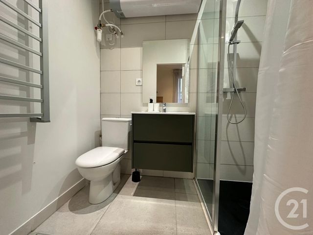 Appartement T1 &agrave; louer - 1 pi&egrave;ce - 25 m2 - Besancon - 25 - FRANCHE-COMTE