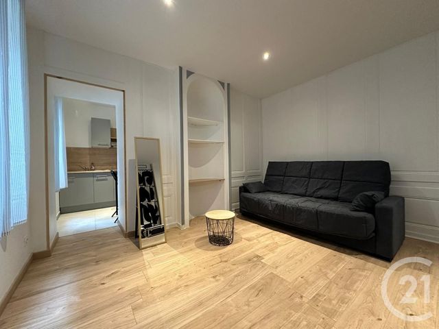 Appartement T1 &agrave; louer - 1 pi&egrave;ce - 25 m2 - Besancon - 25 - FRANCHE-COMTE