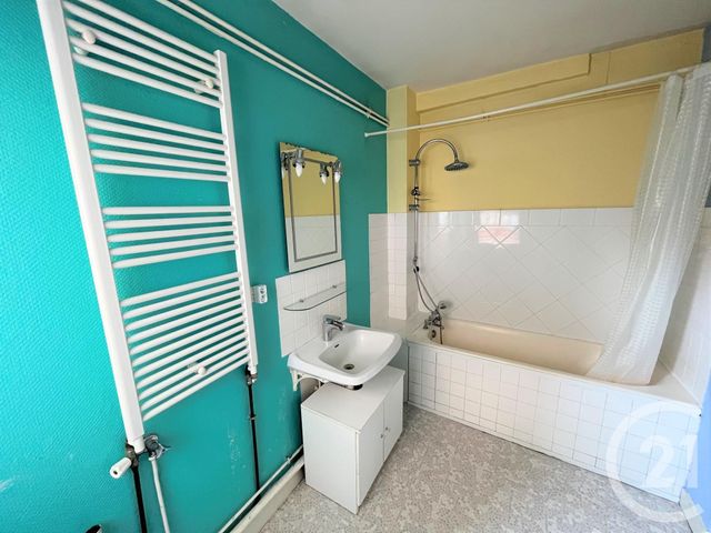 Appartement T2 &agrave; louer - 2 pi&egrave;ces - 52,18 m2 - Besancon - 25 - FRANCHE-COMTE