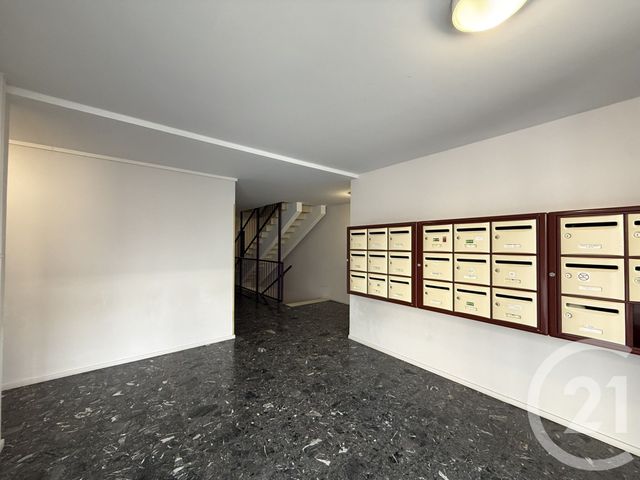 Appartement T3 &agrave; vendre - 3 pi&egrave;ces - 75 m2 - Besancon - 25 - FRANCHE-COMTE