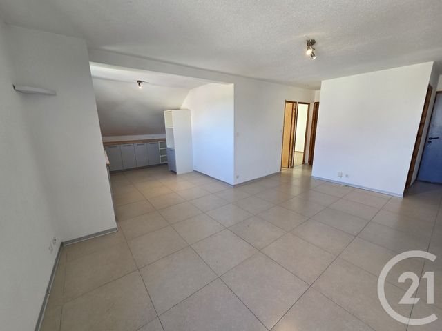 Appartement F3 &agrave; louer - 3 pi&egrave;ces - 50 m2 - Mamirolle - 25 - FRANCHE-COMTE