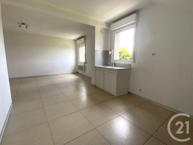 Appartement F3 &agrave; louer - 3 pi&egrave;ces - 50 m2 - Mamirolle - 25 - FRANCHE-COMTE