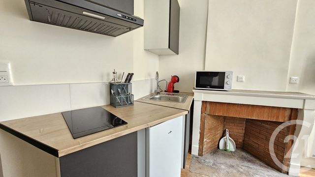 Appartement F1 &agrave; louer - 1 pi&egrave;ce - 13,10 m2 - Besancon - 25 - FRANCHE-COMTE