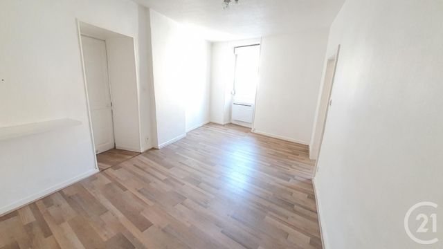 Appartement T3 &agrave; louer - 2 pi&egrave;ces - 46,24 m2 - Besancon - 25 - FRANCHE-COMTE