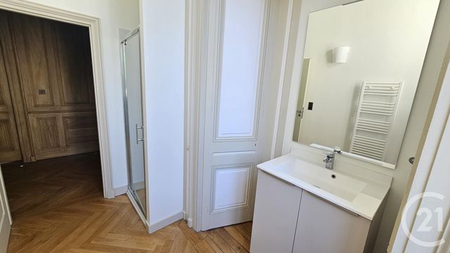 Appartement F4 &agrave; louer - 3 pi&egrave;ces - 107 m2 - Besancon - 25 - FRANCHE-COMTE