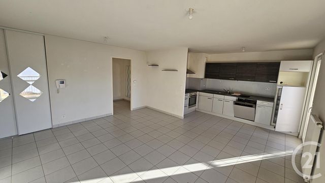 Appartement F3 &agrave; louer - 3 pi&egrave;ces - 64 m2 - Besancon - 25 - FRANCHE-COMTE