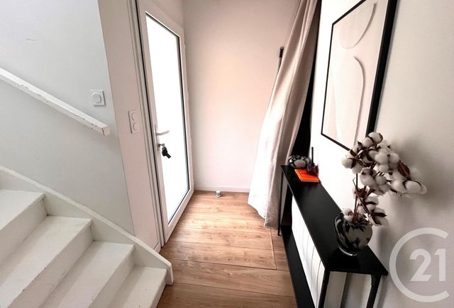 Appartement T3 &agrave; louer - 3 pi&egrave;ces - 68,12 m2 - Besancon - 25 - FRANCHE-COMTE