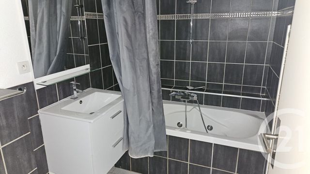 Appartement F1 bis &agrave; louer - 2 pi&egrave;ces - 27,32 m2 - Besancon - 25 - FRANCHE-COMTE