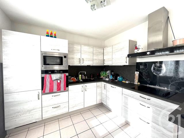 Maison &agrave; louer - 5 pi&egrave;ces - 92 m2 - Franois - 25 - FRANCHE-COMTE