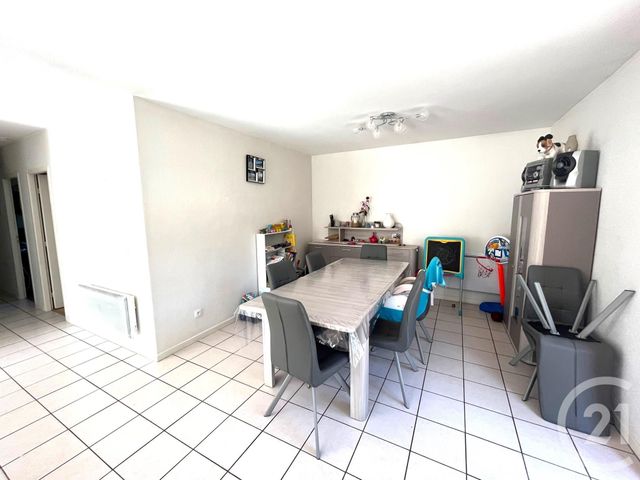 Maison &agrave; louer - 5 pi&egrave;ces - 92 m2 - Franois - 25 - FRANCHE-COMTE