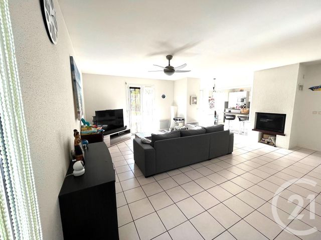 Maison &agrave; louer - 5 pi&egrave;ces - 92 m2 - Franois - 25 - FRANCHE-COMTE