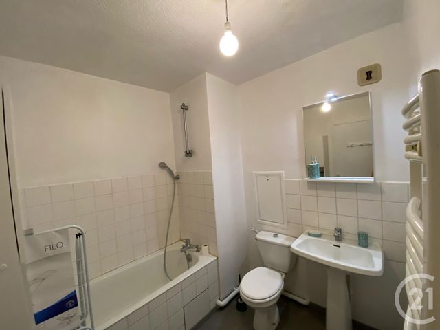 Appartement F1 &agrave; louer - 1 pi&egrave;ce - 27,75 m2 - Besancon - 25 - FRANCHE-COMTE