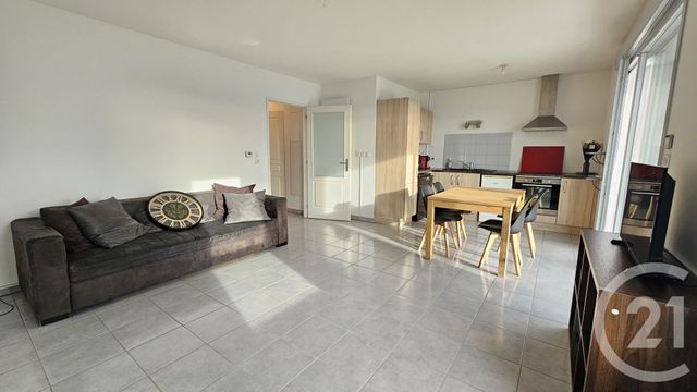 Appartement F2 &agrave; louer - 2 pi&egrave;ces - 48 m2 - Besancon - 25 - FRANCHE-COMTE