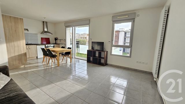 Appartement F2 &agrave; louer - 2 pi&egrave;ces - 48 m2 - Besancon - 25 - FRANCHE-COMTE