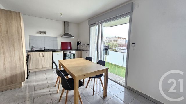 Appartement F2 &agrave; louer - 2 pi&egrave;ces - 48 m2 - Besancon - 25 - FRANCHE-COMTE