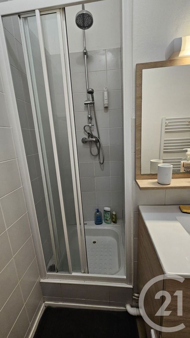 Appartement F4 &agrave; louer - 4 pi&egrave;ces - 77,85 m2 - Besancon - 25 - FRANCHE-COMTE