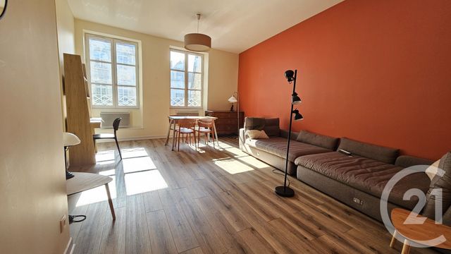 Appartement F4 &agrave; louer - 4 pi&egrave;ces - 77,85 m2 - Besancon - 25 - FRANCHE-COMTE