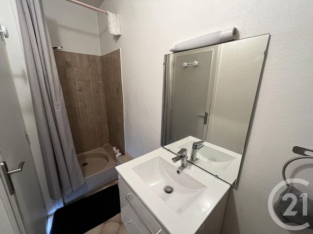 Appartement T2 &agrave; louer - 2 pi&egrave;ces - 25 m2 - Besancon - 25 - FRANCHE-COMTE