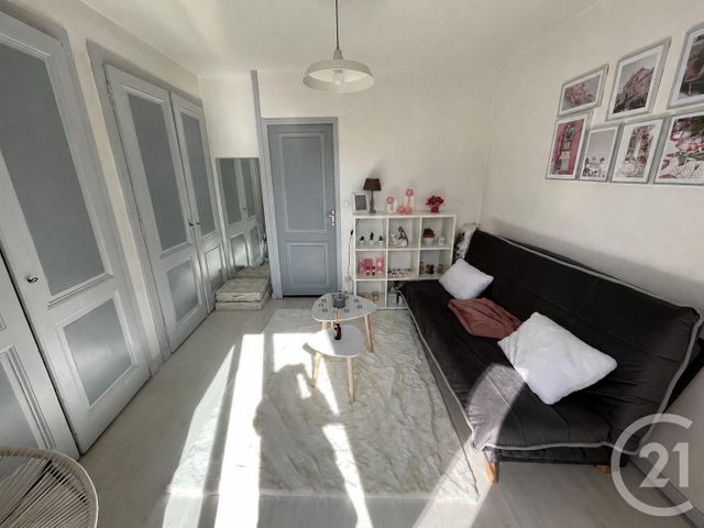 Appartement T2 &agrave; louer - 2 pi&egrave;ces - 25 m2 - Besancon - 25 - FRANCHE-COMTE