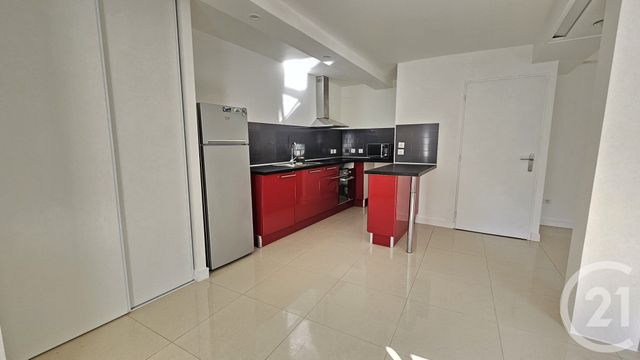 Appartement F2 &agrave; louer - 2 pi&egrave;ces - 75,12 m2 - Roche Lez Beaupre - 25 - FRANCHE-COMTE