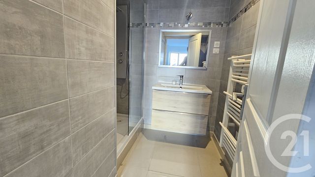 Appartement F2 &agrave; louer - 2 pi&egrave;ces - 75,12 m2 - Roche Lez Beaupre - 25 - FRANCHE-COMTE