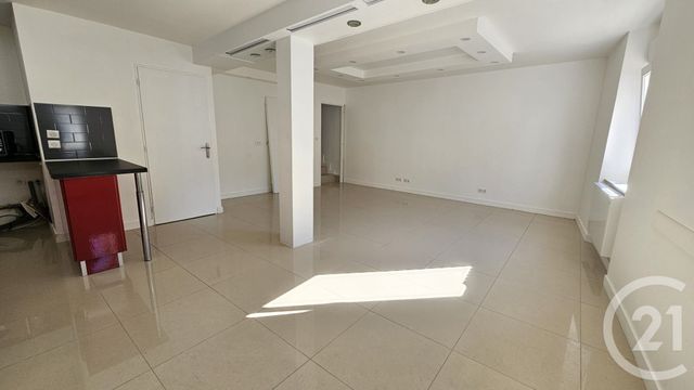 Appartement F2 &agrave; louer - 2 pi&egrave;ces - 75,12 m2 - Roche Lez Beaupre - 25 - FRANCHE-COMTE