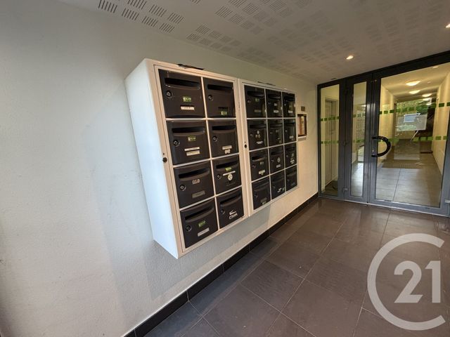 Appartement T3 &agrave; vendre - 3 pi&egrave;ces - 71 m2 - Besancon - 25 - FRANCHE-COMTE
