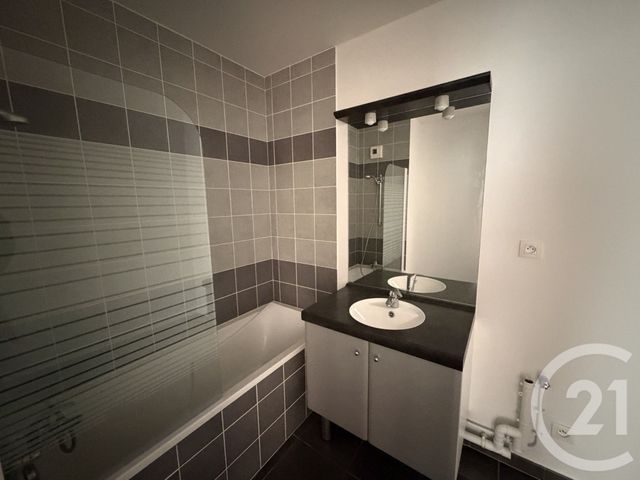 Appartement T3 &agrave; vendre - 3 pi&egrave;ces - 71 m2 - Besancon - 25 - FRANCHE-COMTE